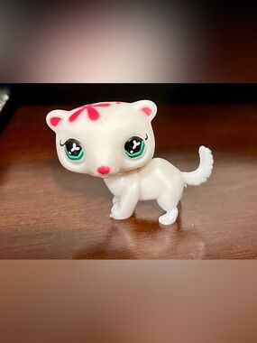 Littlest Pet Shop Ferret #520